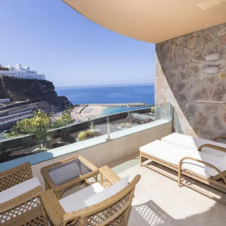 Hotel Gloria Palace Royal & 4*