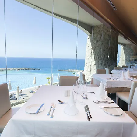 Gloria Palace Royal & 4*