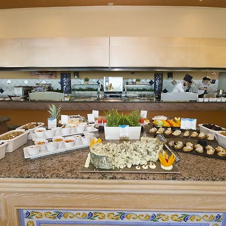 Gloria Palace Royal &