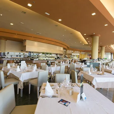 Ξενοδοχείο Gloria Palace Royal & 4*