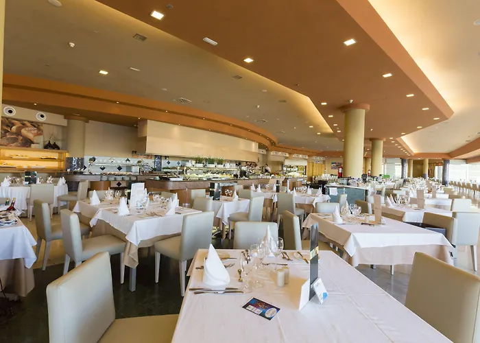 Gloria Palace Royal &