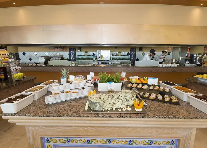 Gloria Palace Royal &