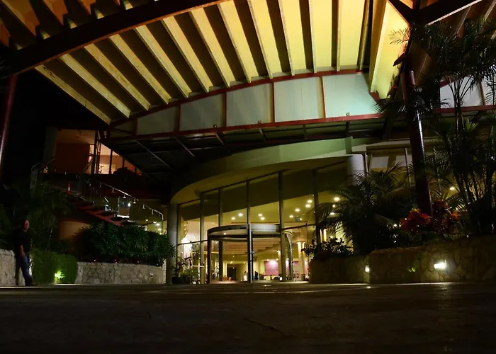 Hotel Gloria Palace Royal & 4*